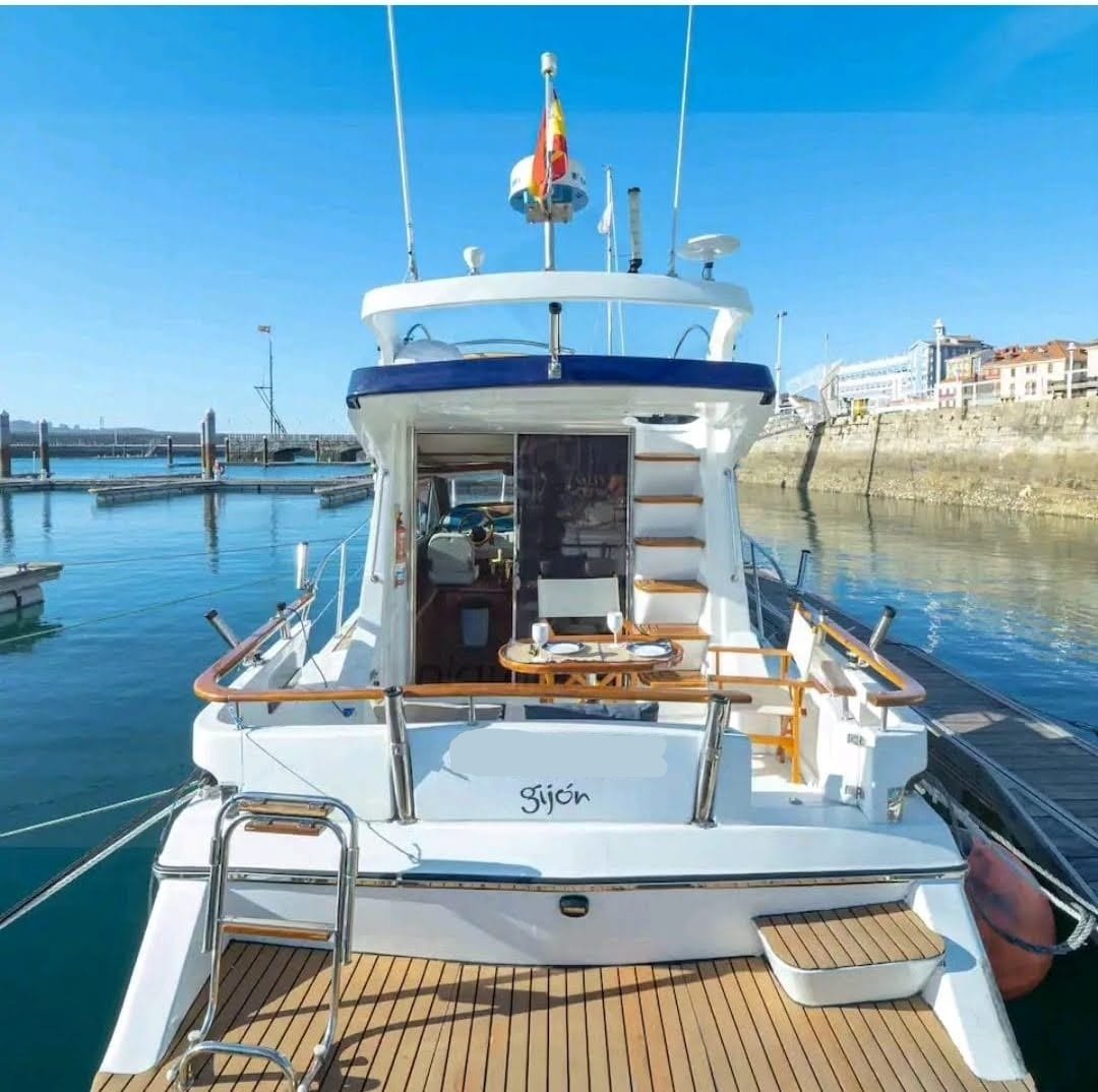 Barco a motor - Rodman - 10,30