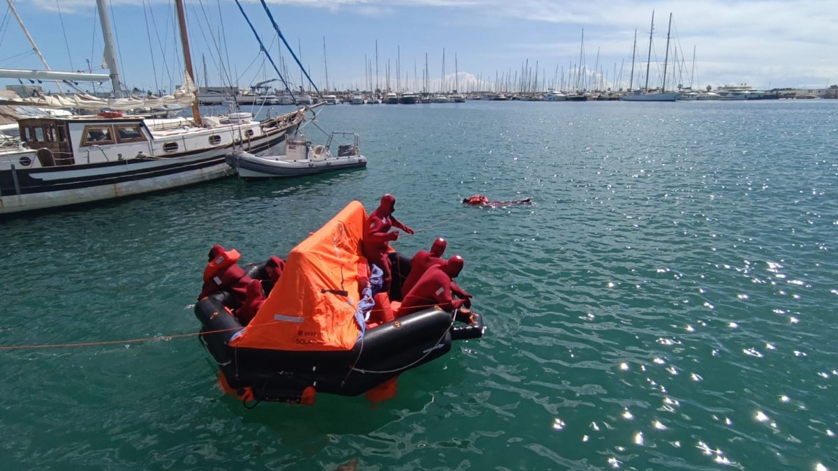 Corso di formazione di base sulla sicurezza marittima ad Águilas