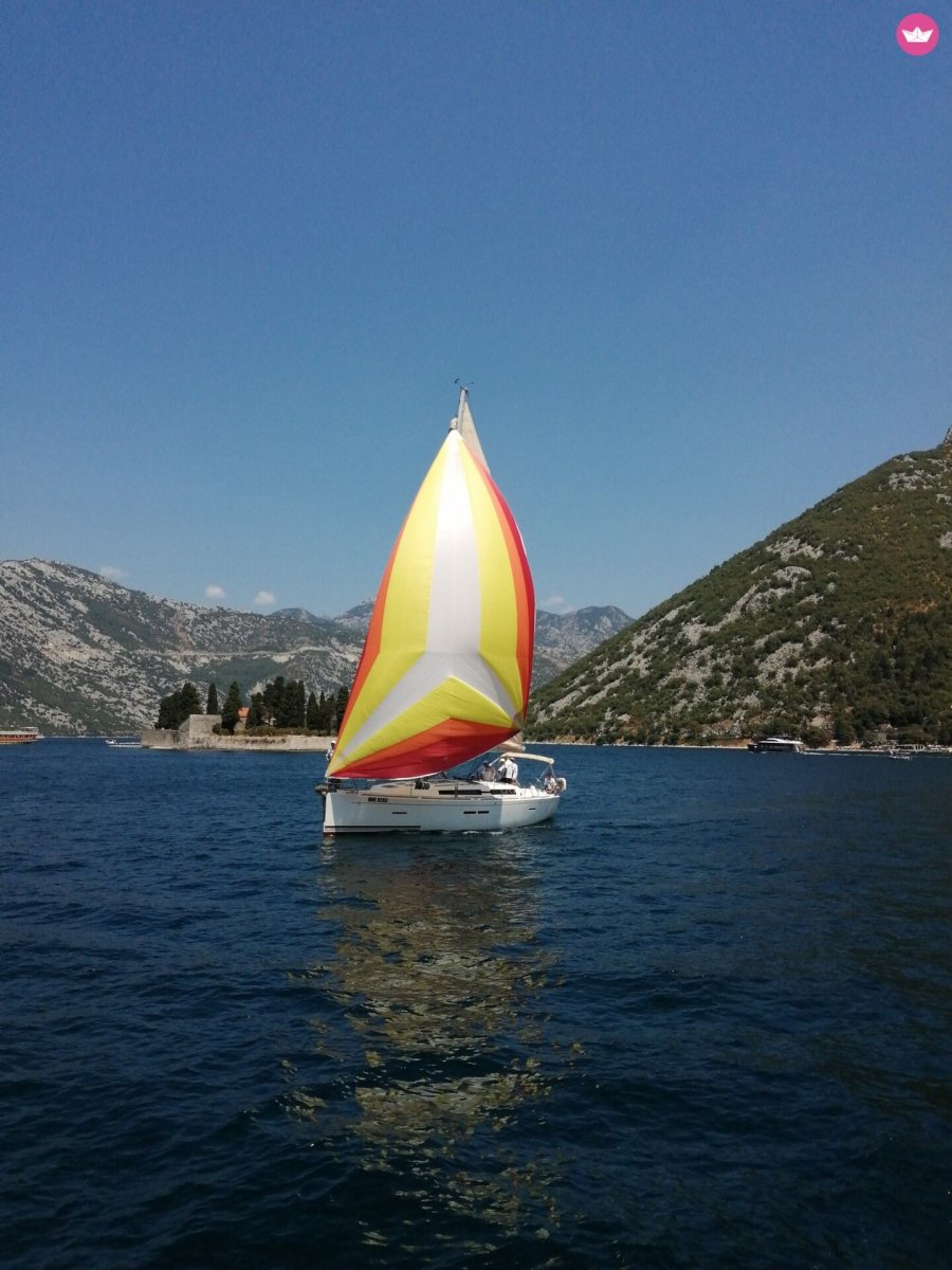 Sailboat - Dufour Yachts - 12 meters