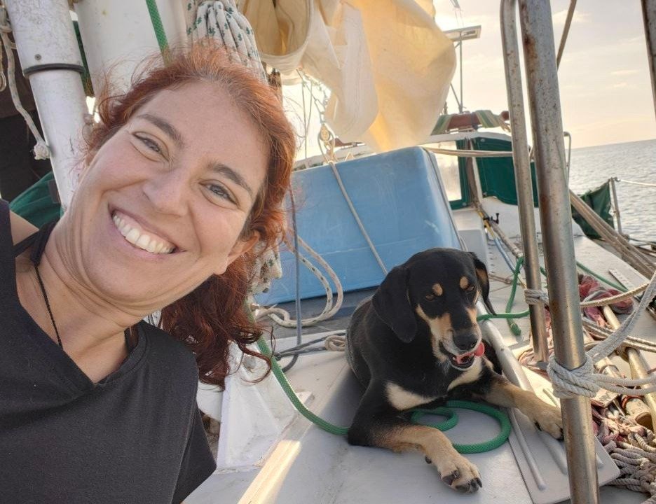 Goditi una gita di un giorno alle isole di Espalmador e Formentera su una barca a vela classica