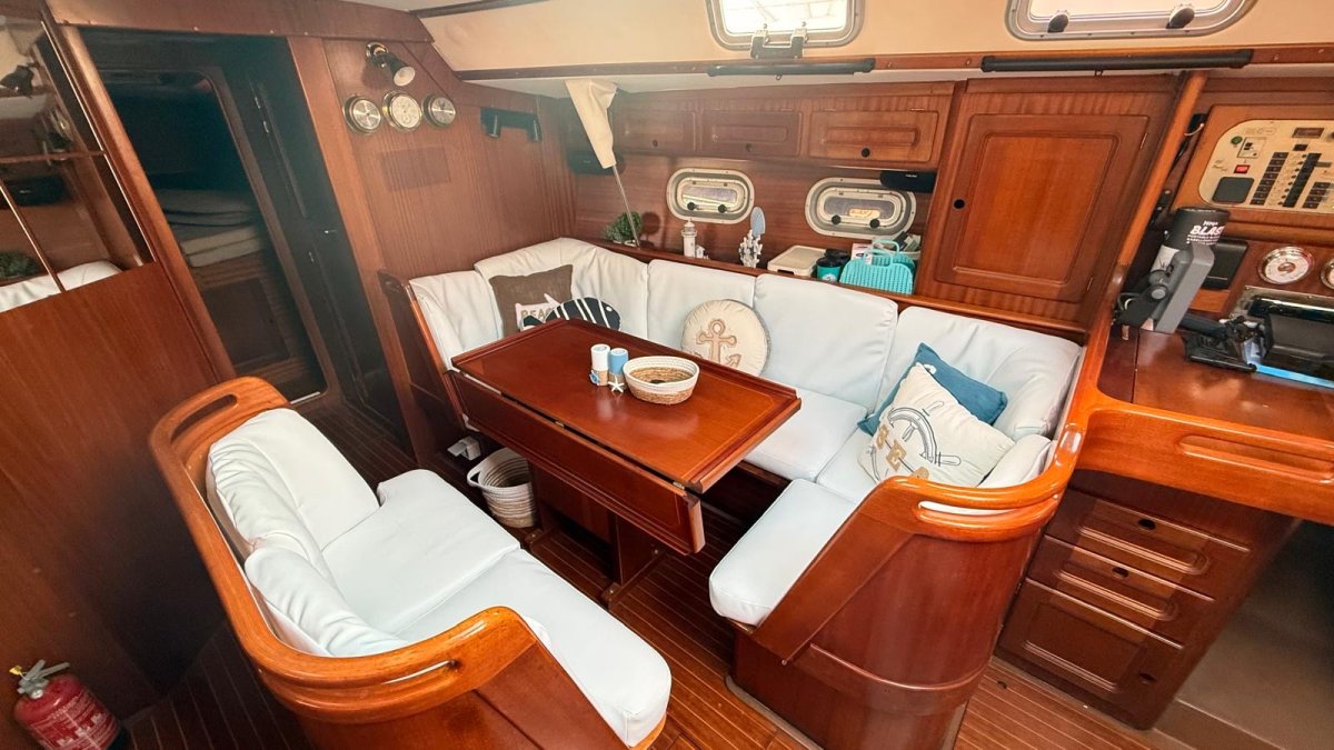 Segelboot - Bavaria Yachts - 12 {{i18n.meters}}