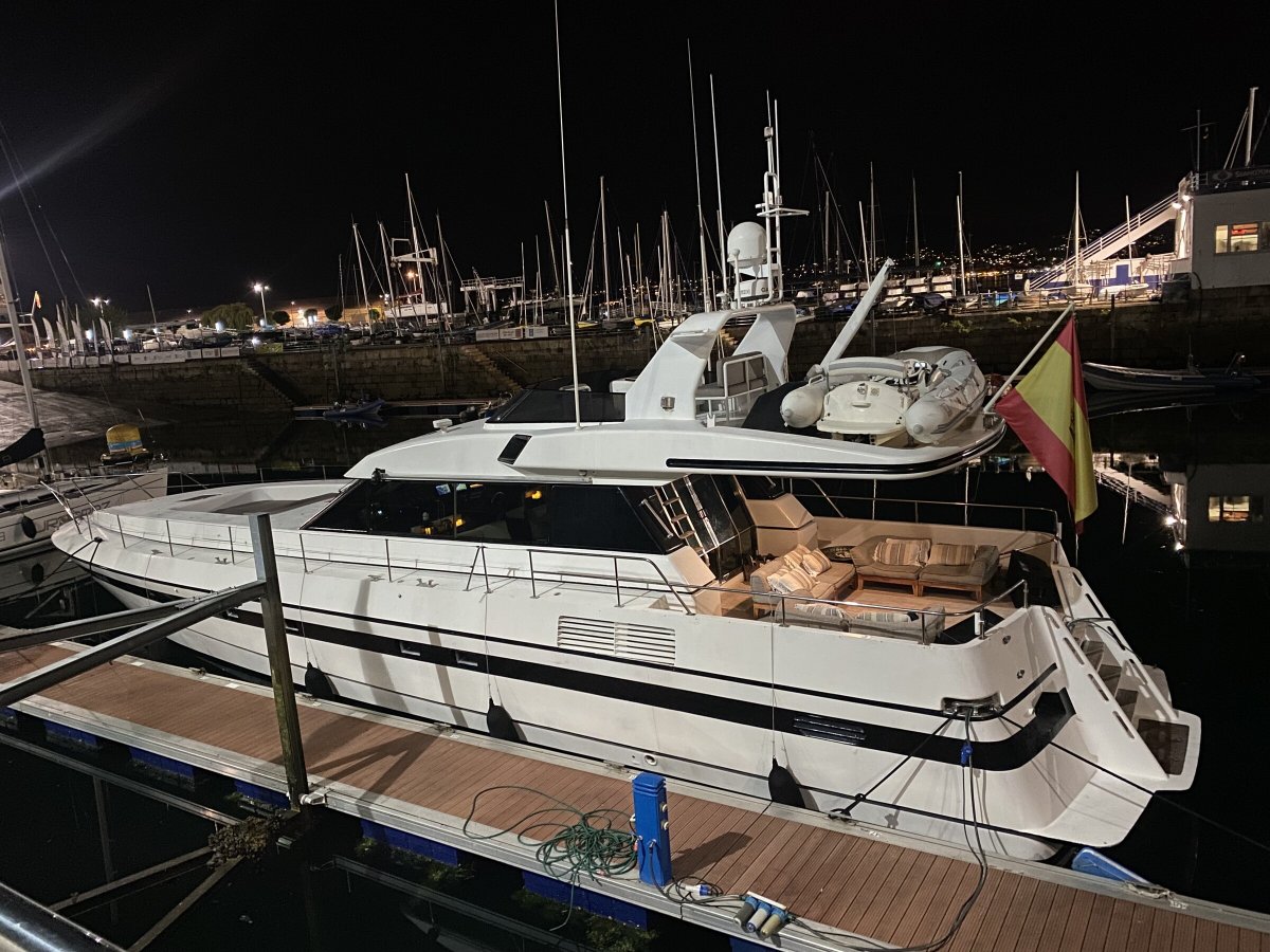 Motorboat - Magnum Marine - Mefasa 80 sportfly