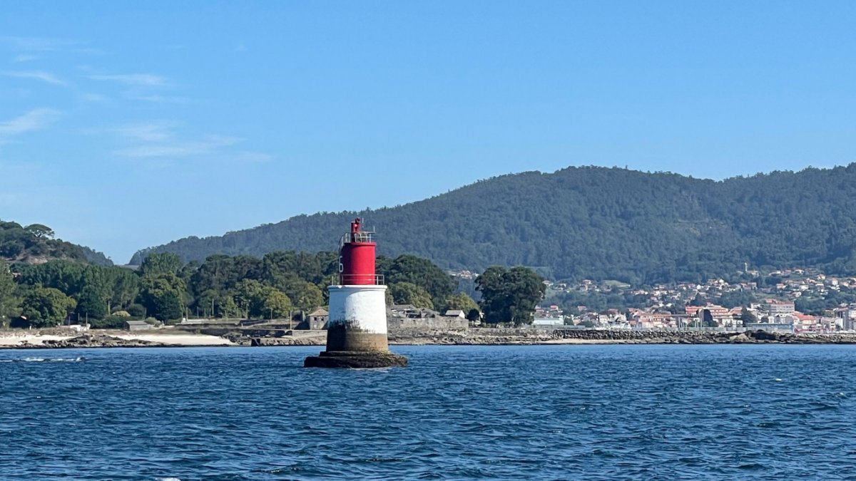 Explora las Rías Baixas con un barco Quicksilver