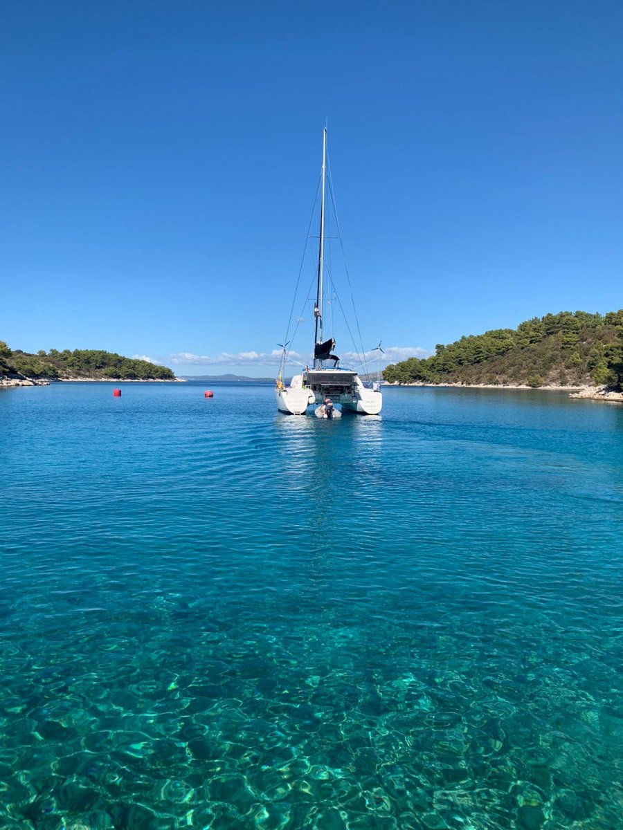 Viaje en barco de aventura por las aguas de Croacia