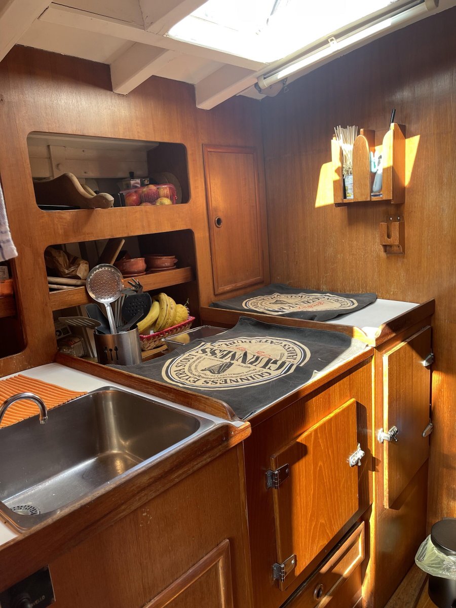 Velero de época - AB yachts - 10 personas