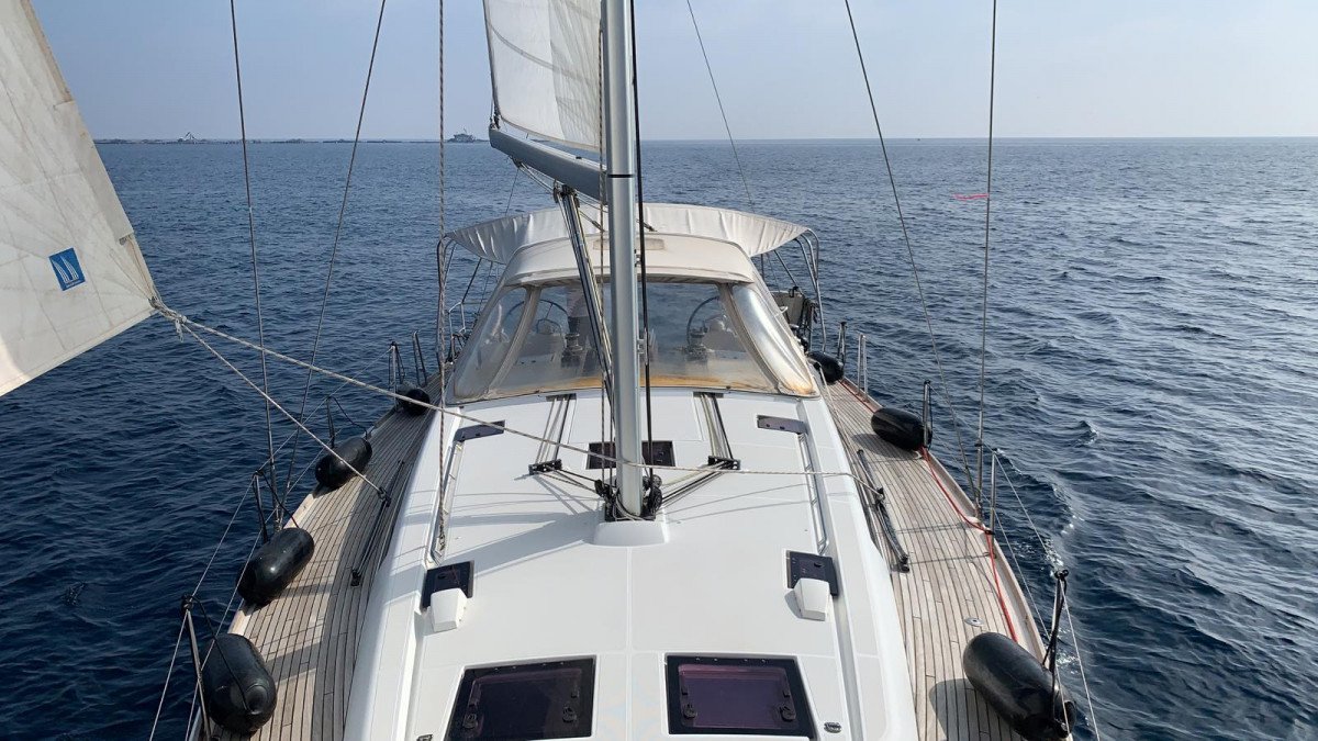 A unique sailing experience in the Mediterranean