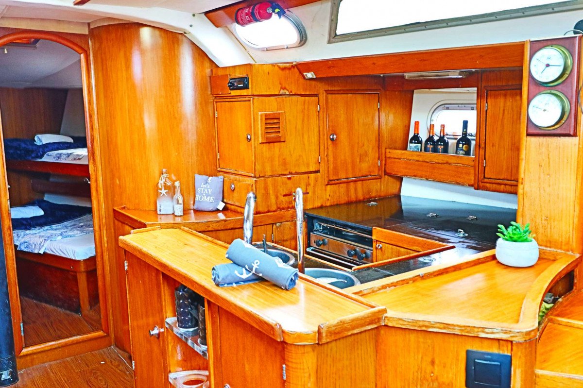 vacaciones-en-barco-ibiza