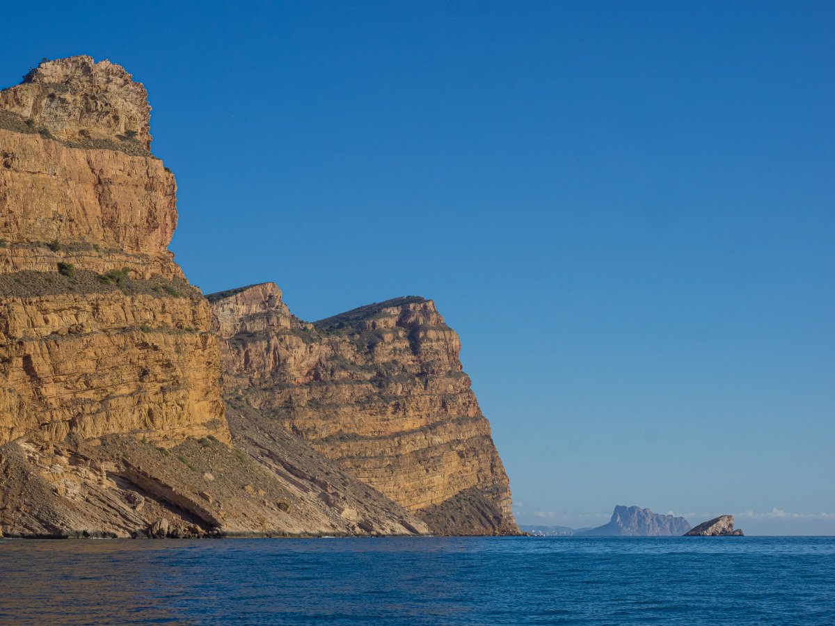 Esplora la costa di Altea in un crociera di un giorno