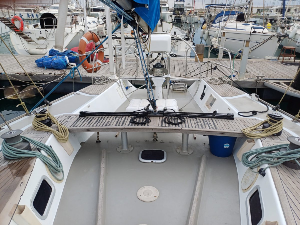 Sailing lessons in Valencia