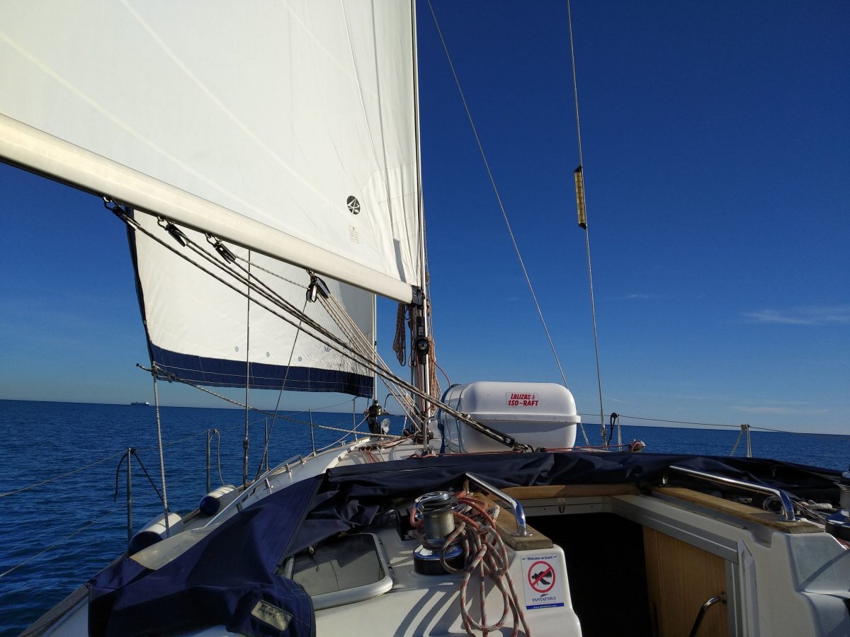 viajes-en-velero-por-plazas