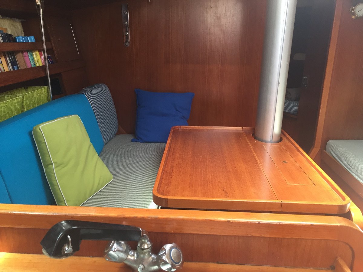 Sailboat - Grand Soleil - 12 meters