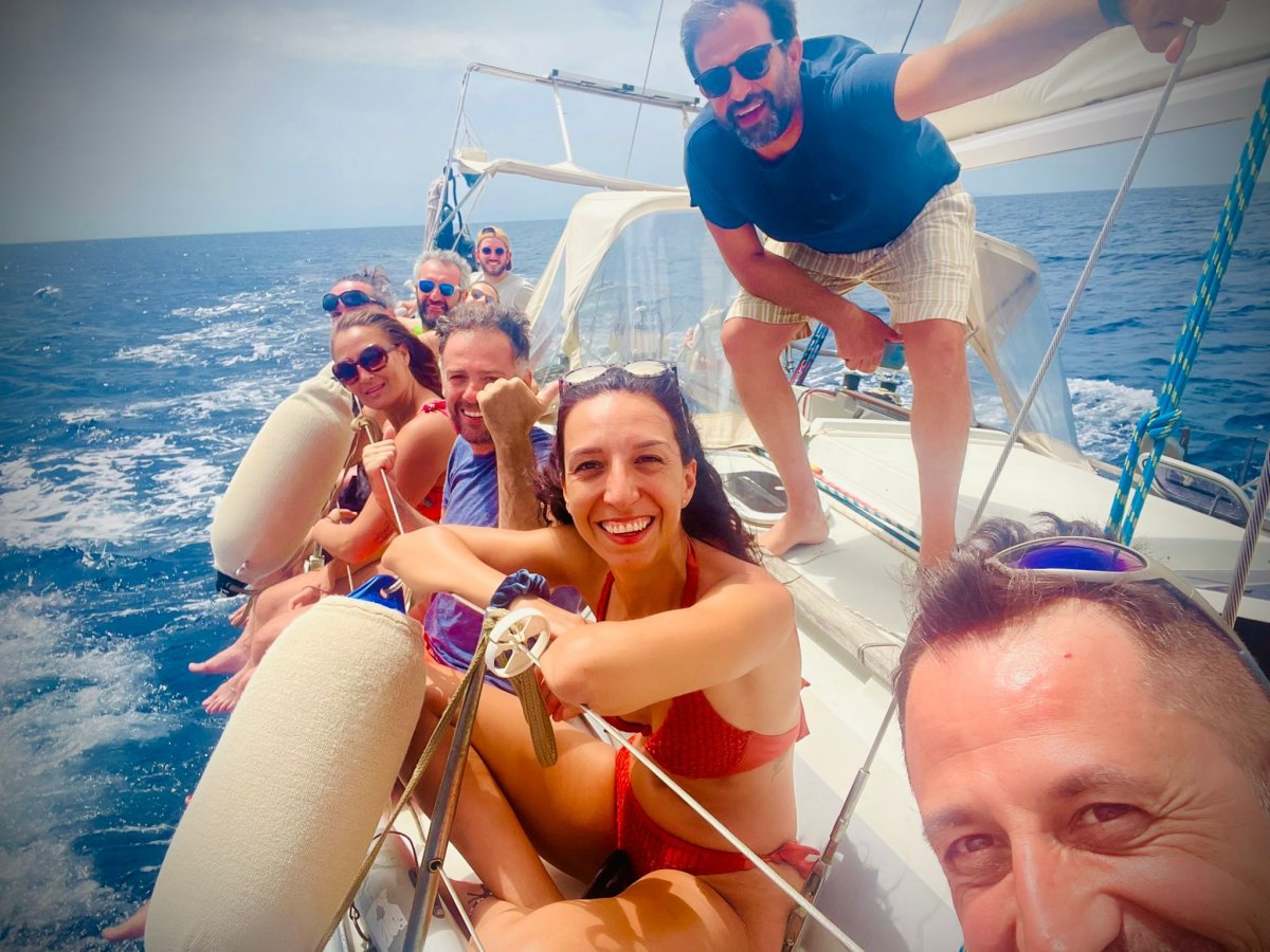 Discover Elba with a boat navigation course