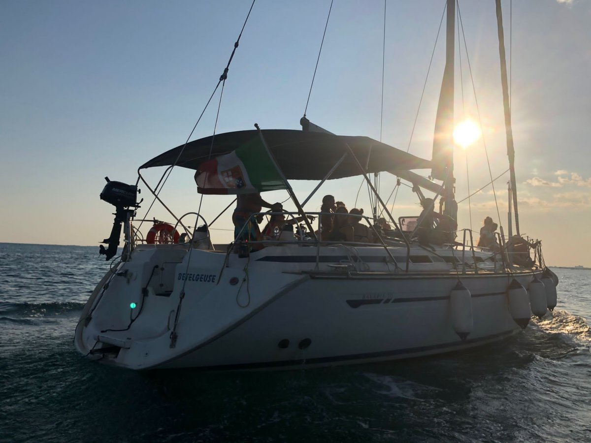 Bavaria Yachts - 5 cabine