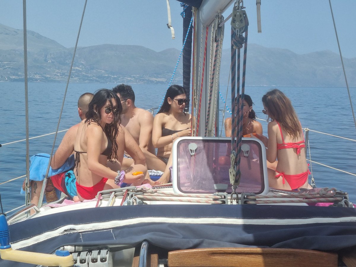 Esplora le Isole Eolie in barca