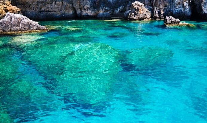Explora el Cilento en un emocionante viaje en velero