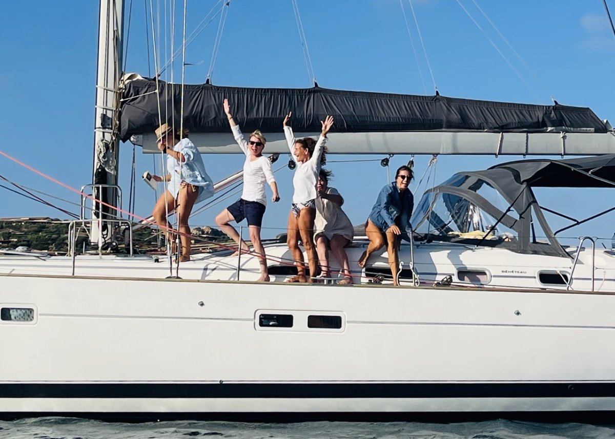Segeln im Nordosten Sardiniens und im Süden Korsikas an Bord eines wunderschönen 16m Segelboots