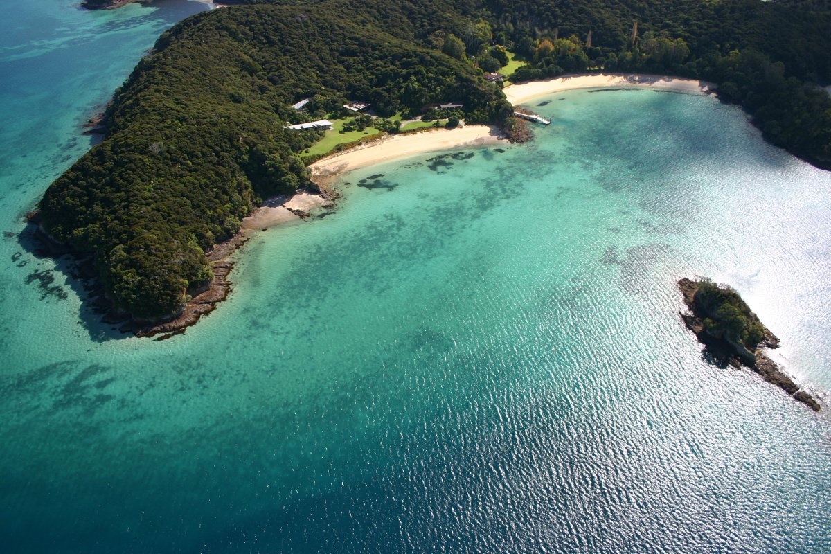 Emprende tu viaje de aprendizaje de navegación en las Islas de la Bahía, Nueva Zelanda