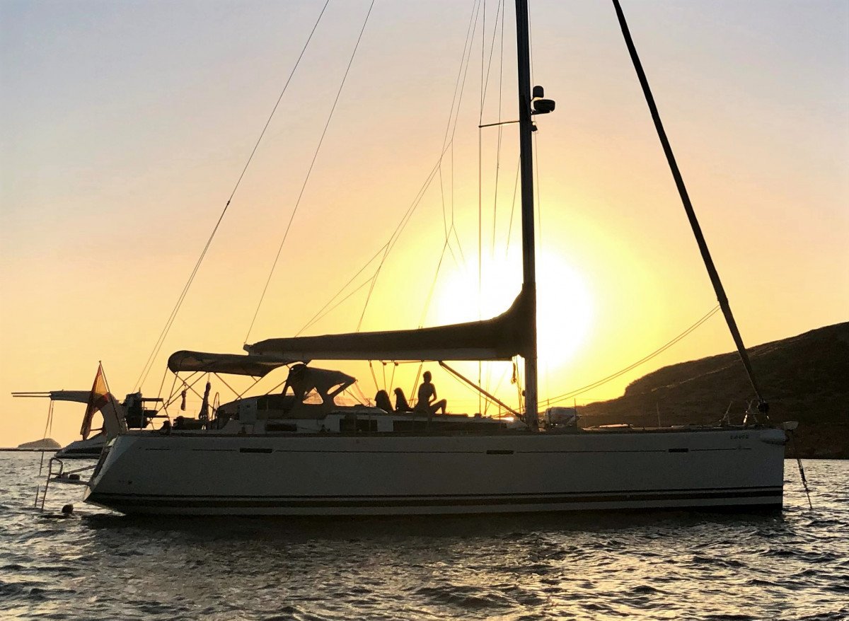 Aprende a navegar en un crucero por Menorca