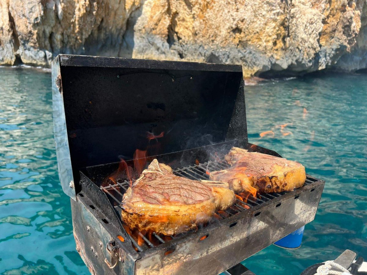 Vuelta en barco por las calas de Denia / Jávea / Moraira