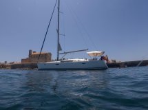 Explore the blue waters and open sky on our two islands cruise