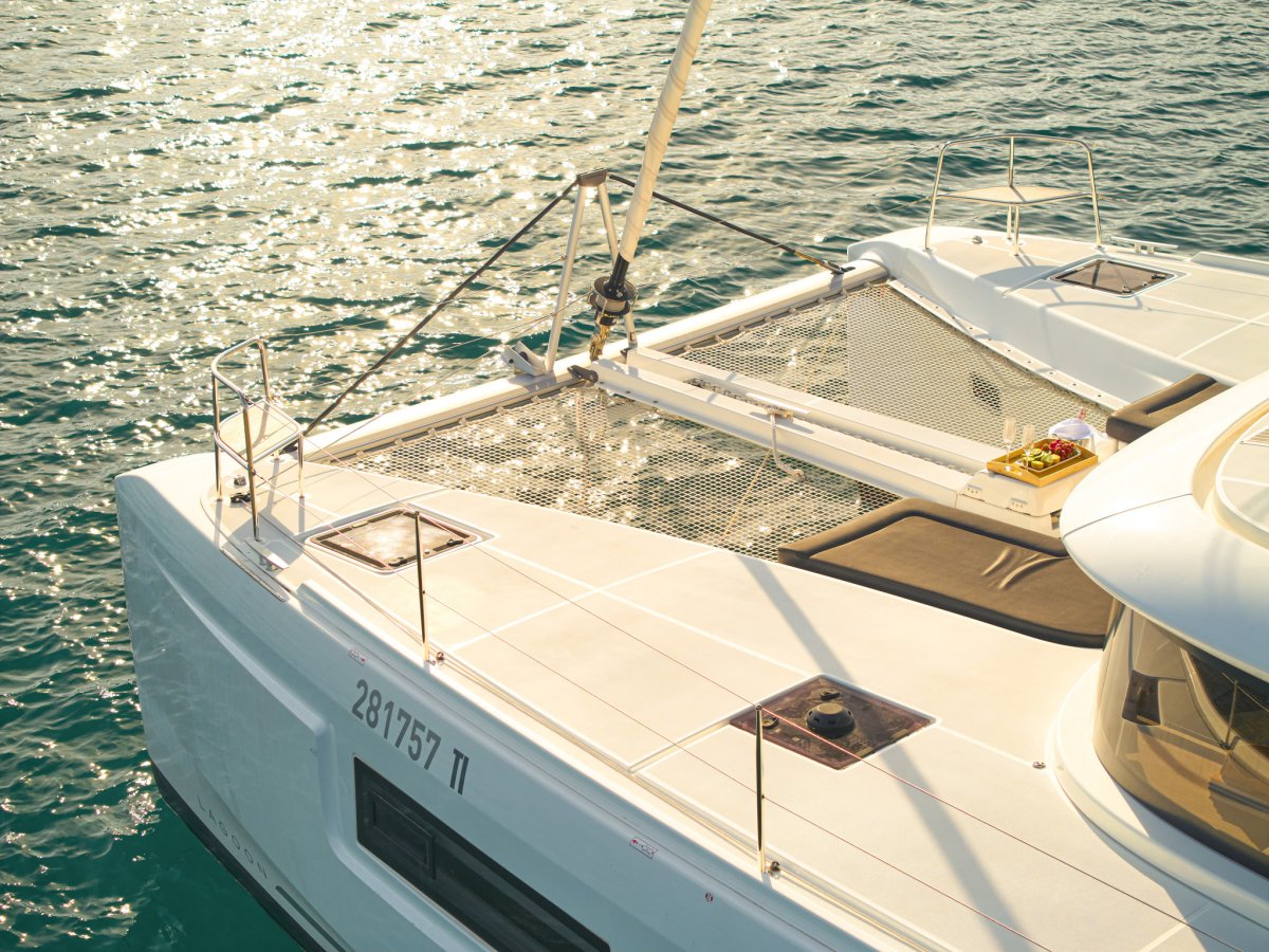 Lagoon - 14 {{i18n.meters}}