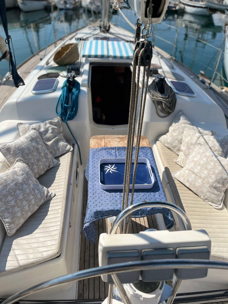 Dufour Yachts - 11.99 {{i18n.meters}}