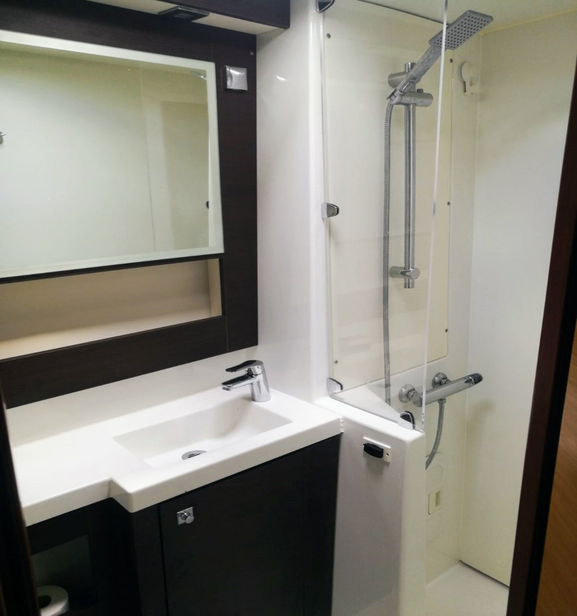 Catamarán - Fountaine - 13.5 metros