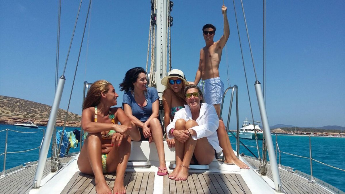 Caribbean sailboat cruises