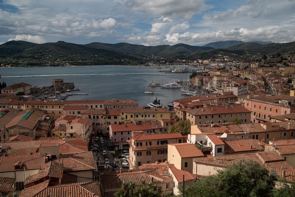 Viaggio in catamarano alle Isole Toscane