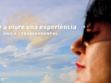 Sound baths on a sailboat from Barcelona