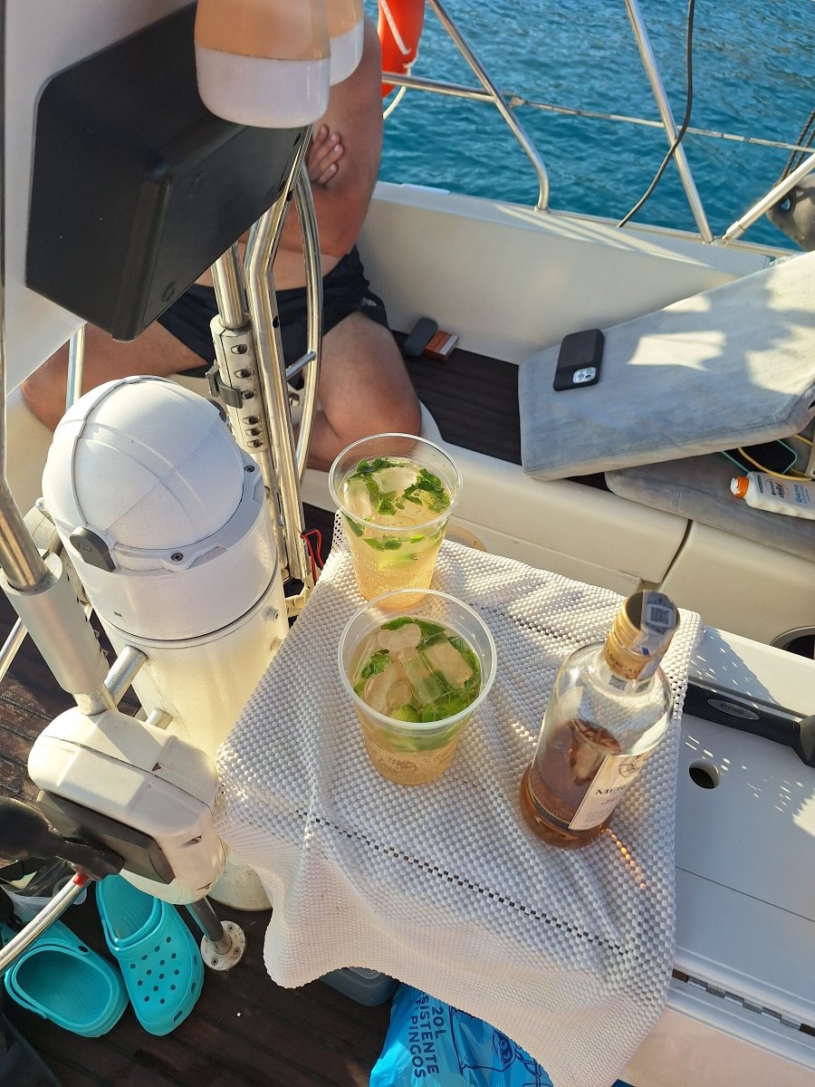 Naviga tra le belle acque di Maiorca a bordo di uno yacht