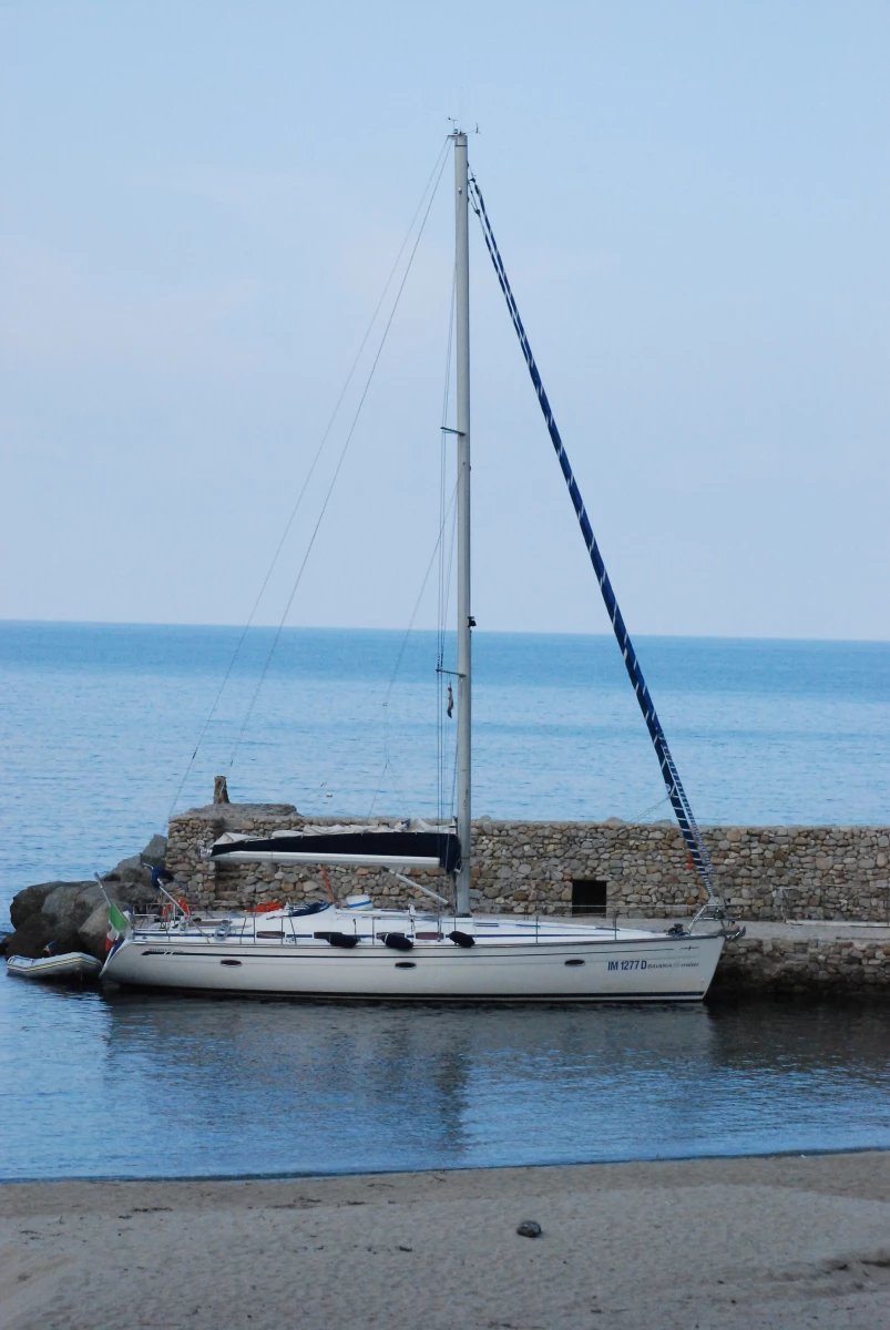 Week-long trip in the Tuscan Archipelago, Capraia, its bays and trekking