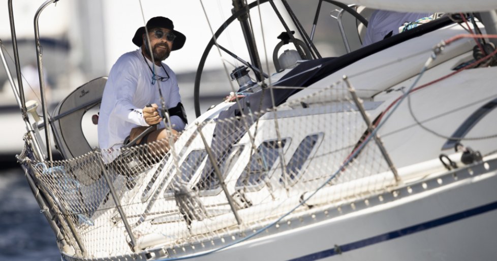 Bénéteau - 3 {{i18n.cabins}}