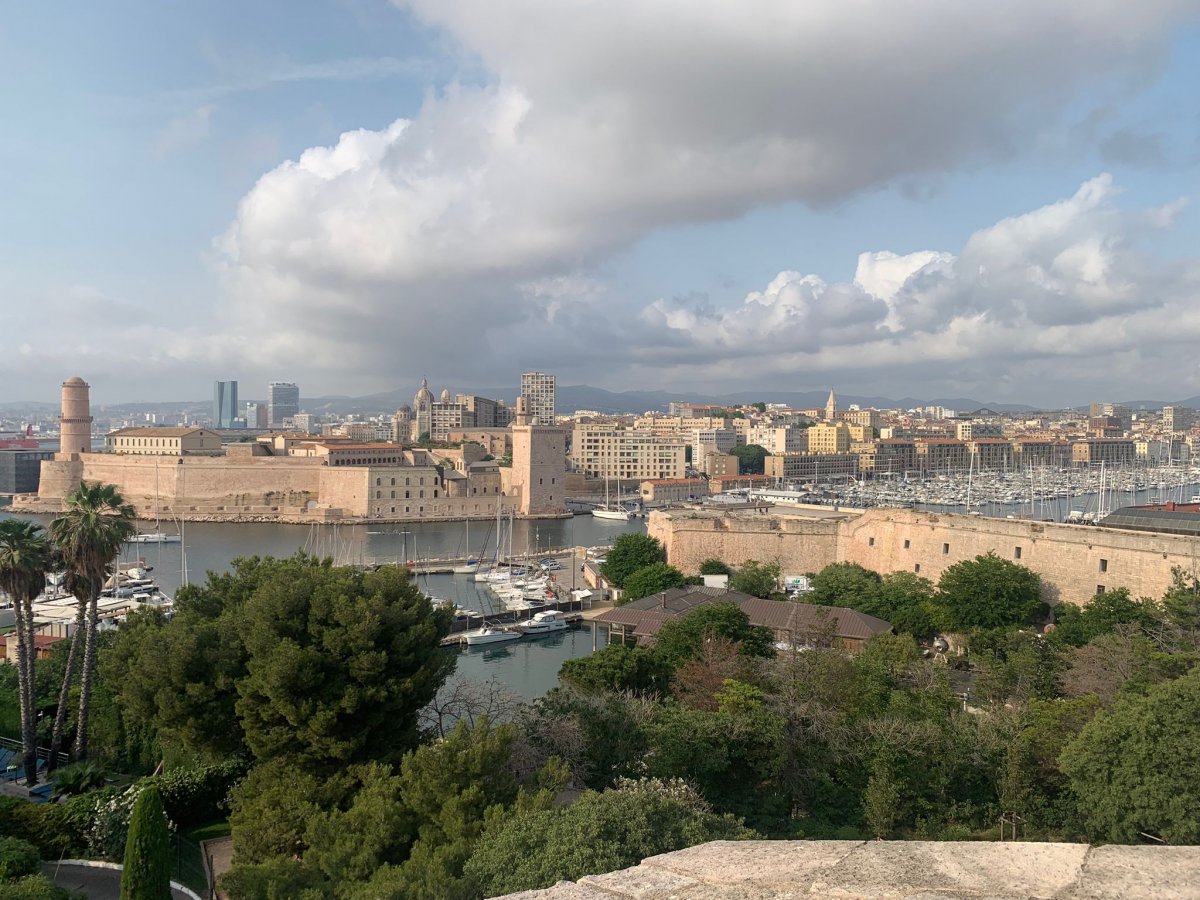 Viaje en barco por el sur de Francia desde Barcelona