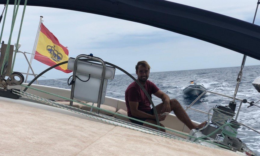 en barco de barcelona a madeira