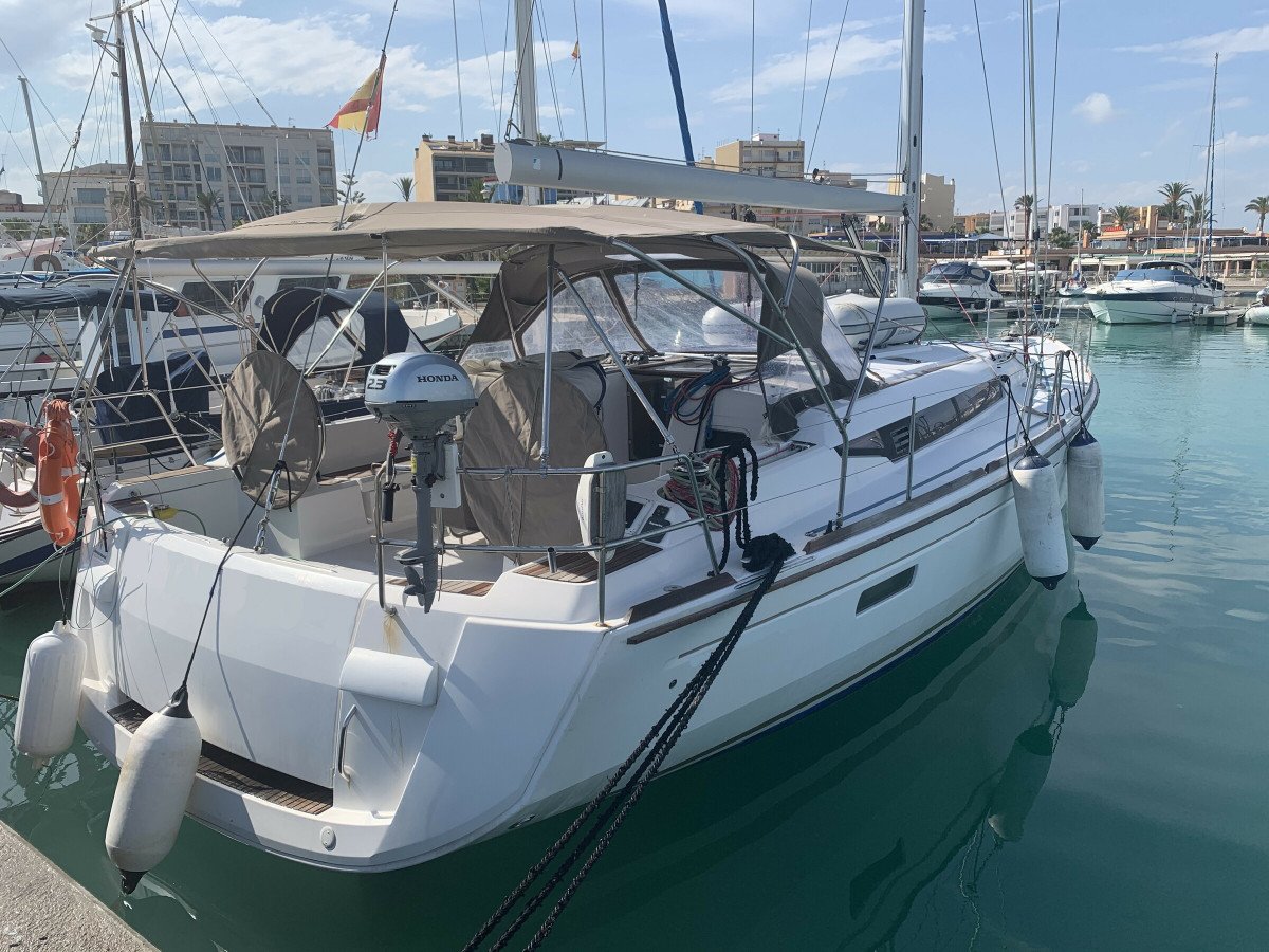 0E09E402-BDA1-4905-9AC8-B3B164E3C427