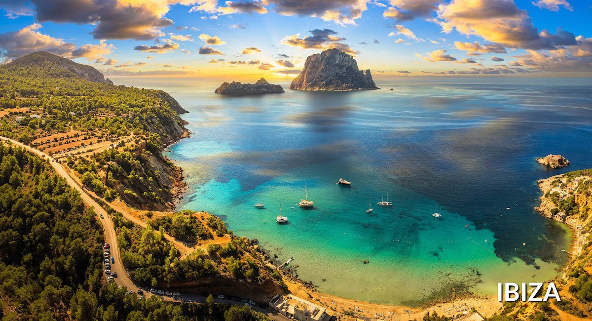 From the Caribbean Sea to the island of Ibiza by boat