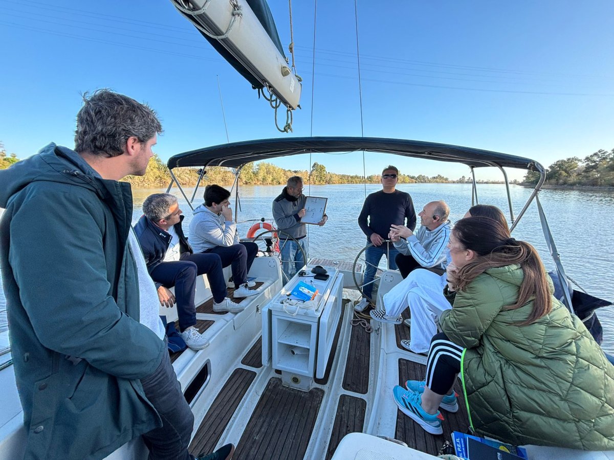 Navigation training in Seville for maritime professionals
