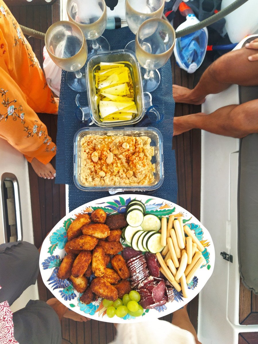 Le luci delle isole Columbretes di notte