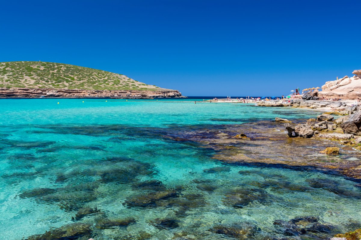 navega-ibiza-formentera-catamaran-tripulado
