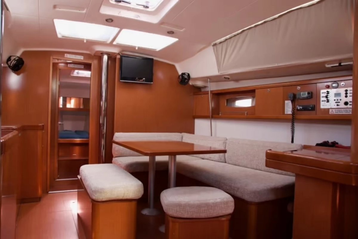 Bénéteau - 13.2 meters