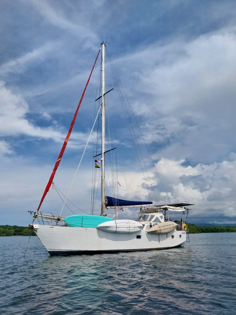 AB yachts - 5 {{i18n.capacity}}