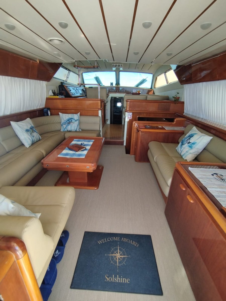 Explore the Bay of Cadiz with an exciting boat tour