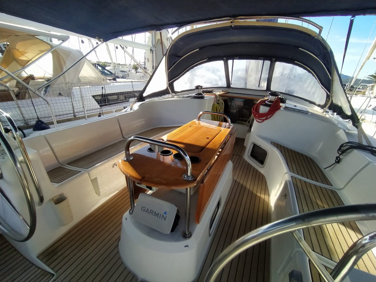 Jeanneau - 14.75 meters