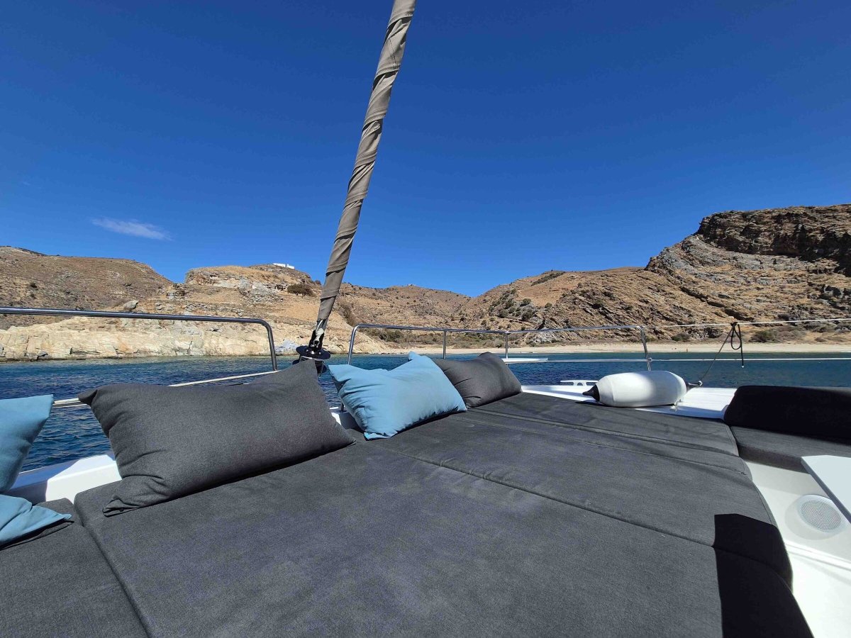 Sailing Holidays in Greece – Catamaran Charters