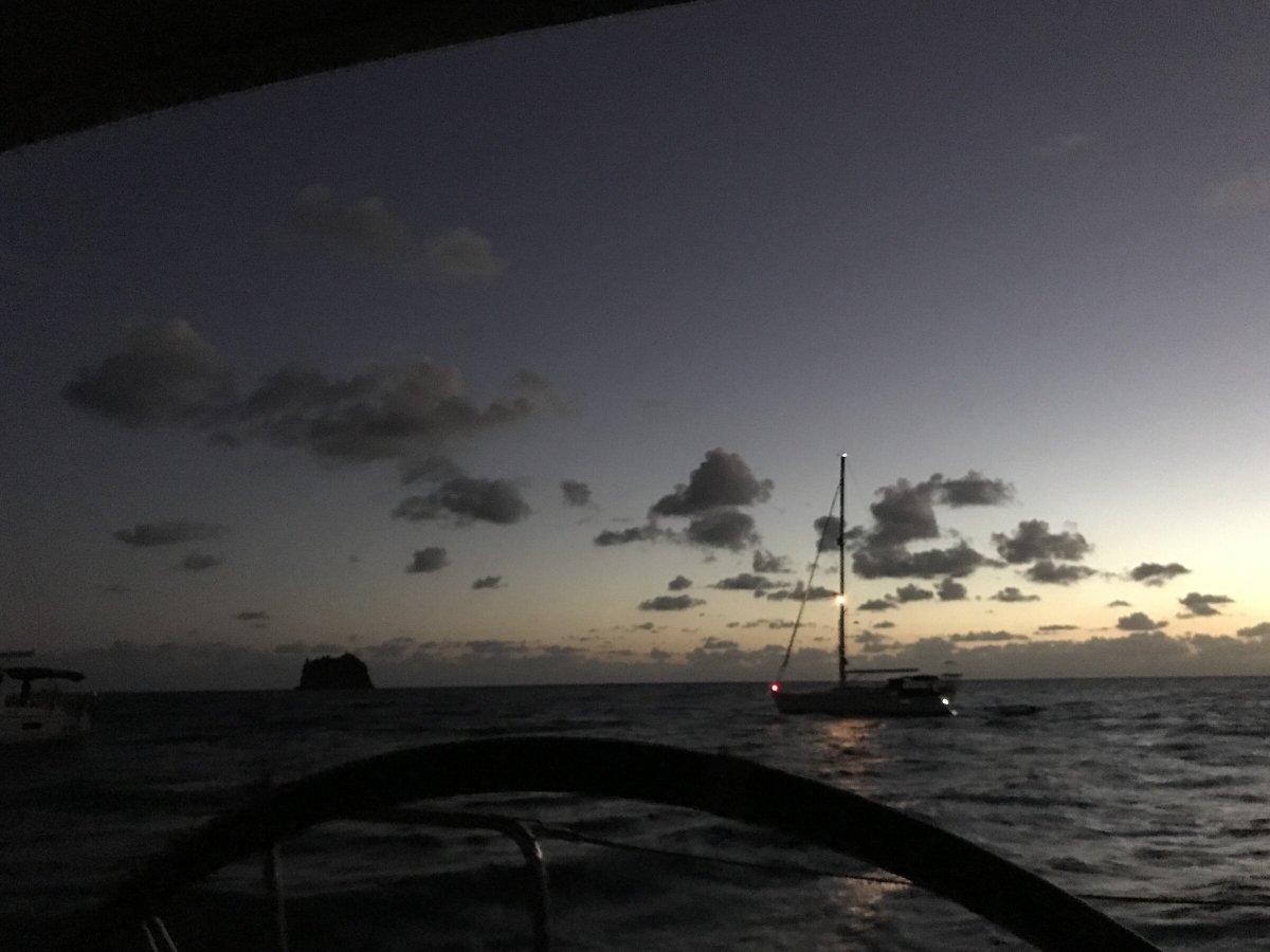 Eine Abenteuer zwischen Meer und Land: Segeln und Wandern zwischen den Vulkanen der Äolischen Inseln