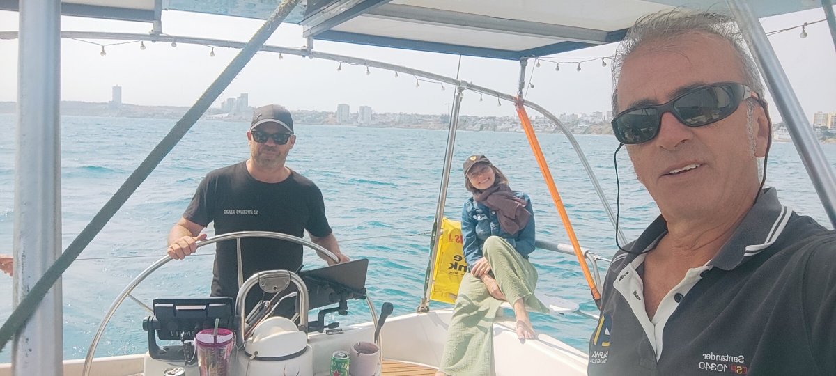 Sailing trip along the coast of Manta, Ecuador