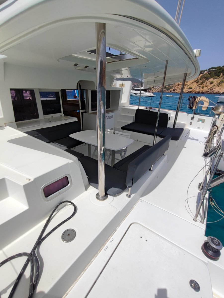 Angelerlebnis von einem Katamaran in Ibiza und Formentera