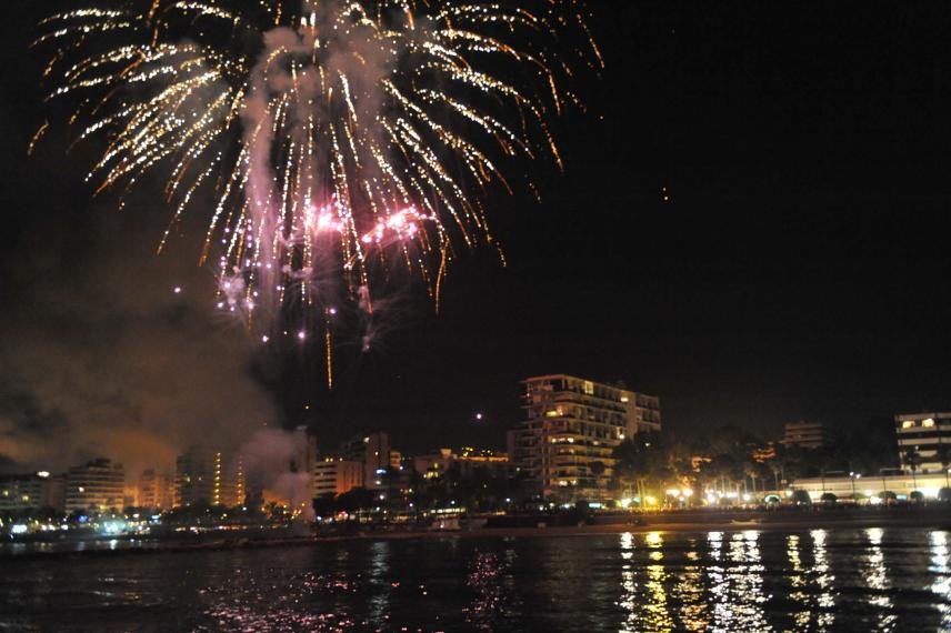 Luxury sailing course in the Mediterranean with five-star hotel accommodation