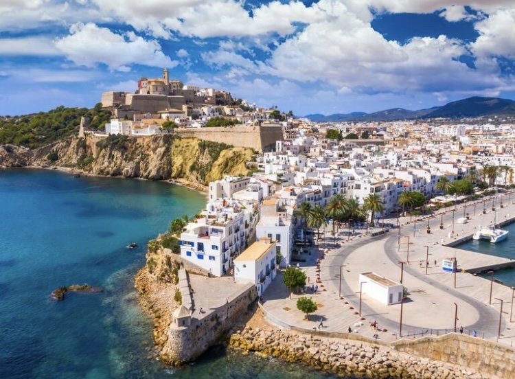 Urlaub auf den Balearen: Ibiza und Formentera.